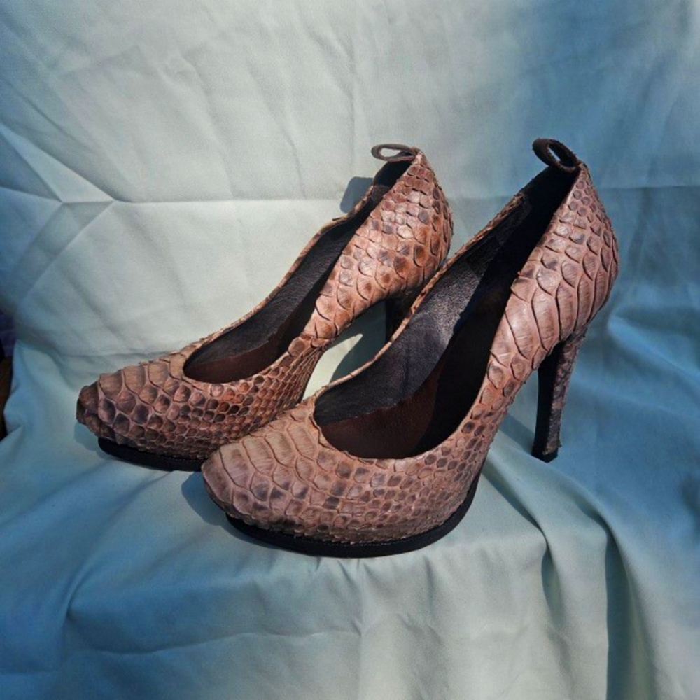 All Saints PLATFORM Snakeskin Heels Pumps Sz 38